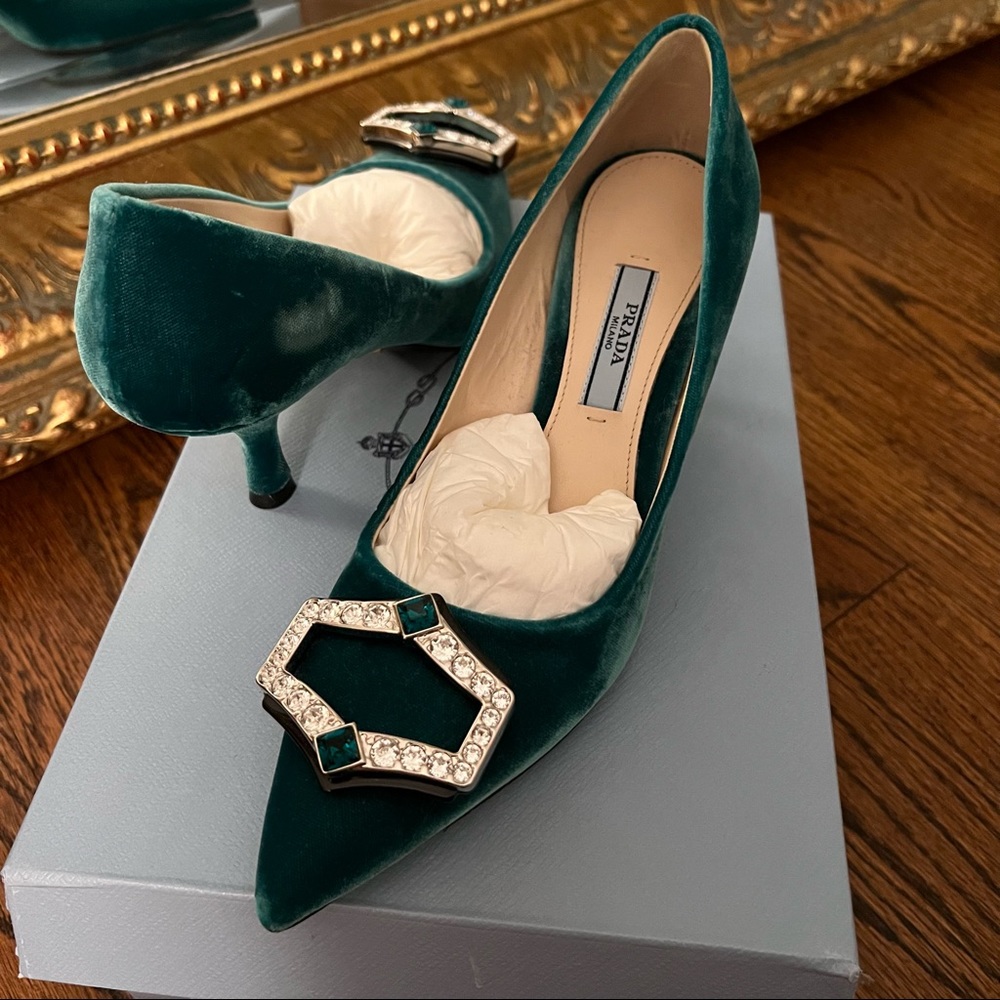 Green velvet Prada heels